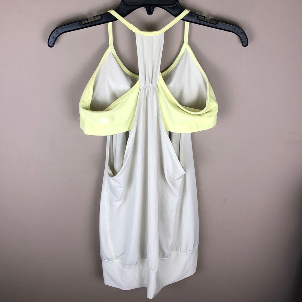 ❣️SOLD Lululemon No Limits Tank Top Grey & Yellow - Picture 2 of 6